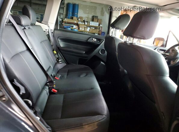 JF2SJGWC8JH446174 2018 SUBARU FORESTER2. Charcoal Vista de los asientos traseros