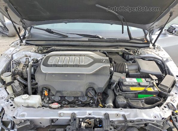 JH4KC1F52HC000986 2017 ACURA RLX Серебряный Вид задней части салона
