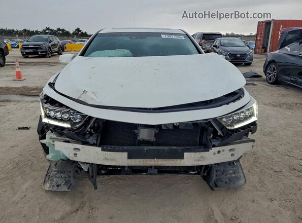 JH4KC1F57LC000040 2020 ACURA RLX White Widok z przodu