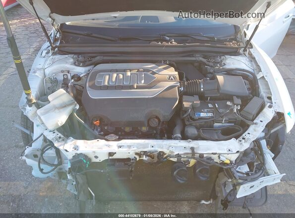 JH4KC1F95GC000367 2016 ACURA RLX Белый Вид сзади