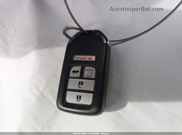 JHMCR6F7XHC007900 2017 HONDA ACCORD HYBRID Белый Вид панели приборов