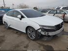 2018 Honda Clarity Plug-in Hybrid   Белый vin: JHMZC5F10JC010960