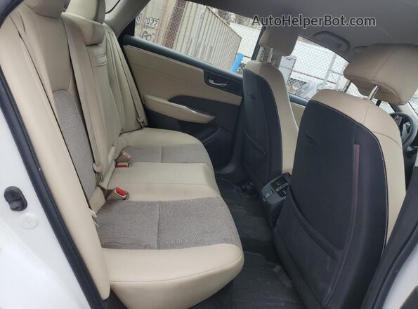 JHMZC5F16JC015936 2018 HONDA CLARITY Белый Вид задних сидений