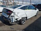 2018 Honda Clarity Plug-in Hybrid   White vin: JHMZC5F19JC018197