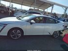 2018 Honda Clarity Plug-in Hybrid   White vin: JHMZC5F19JC018197
