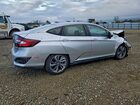 2019 Honda Clarity Touring Серебряный vin: JHMZC5F31KC002479