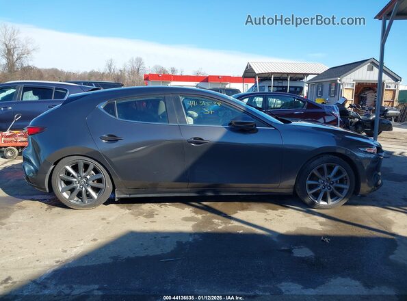 JM1BPALM6P1600373 2023 MAZDA 3 Серый Вид задней части салона