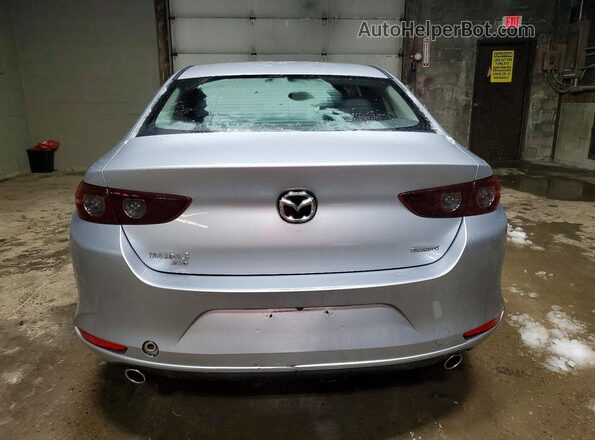 JM1BPBAM8K1146838 2019 MAZDA 3 Серебряный Вид сзади