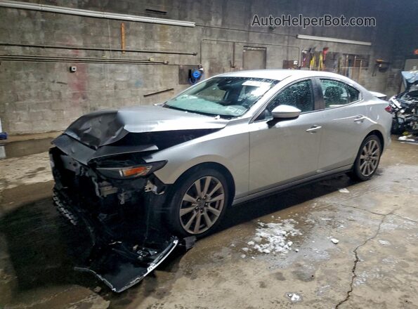 JM1BPBAM8K1146838 2019 MAZDA 3 Серебряный Передняя левая четверть