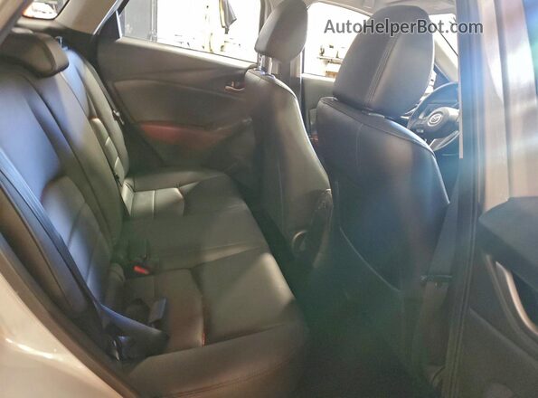 JM1DKBC73G0108915 2016 MAZDA CX-3 Silver Widok tylnych siedzeń
