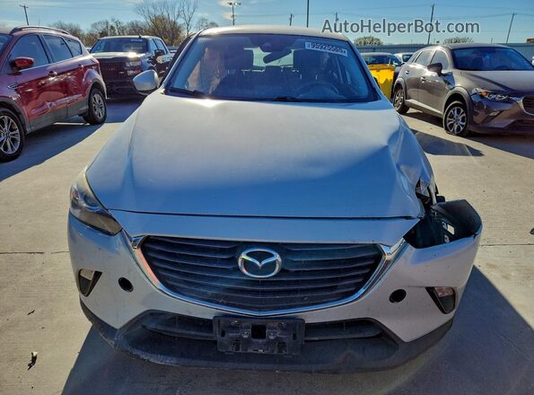 JM1DKDB73J0305992 2018 MAZDA CX-3 Серебряный Вид спереди