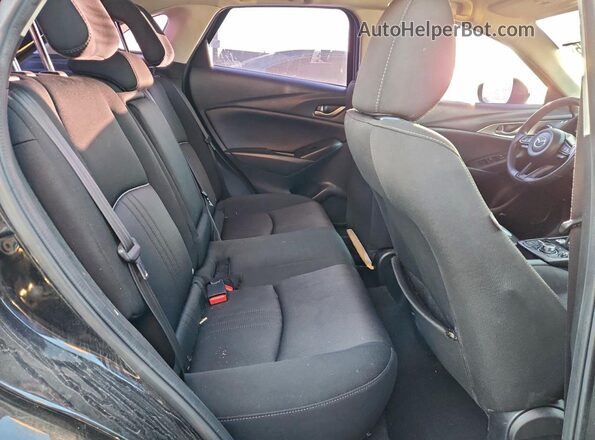 JM1DKDB79M1513633 2021 MAZDA CX-3 Black Widok tylnych siedzeń