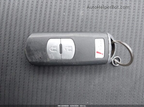 JM1DKFB78H0150698 2017 MAZDA CX-3 Синий Вид панели приборов