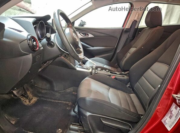 JM1DKFB7XH0154672 2017 MAZDA CX-3 Красный Вид салона спереди