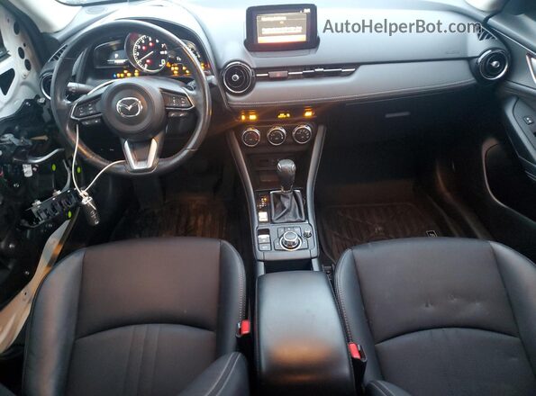 JM1DKFC76K0427886 2019 MAZDA CX-3 Белый Вид панели приборов