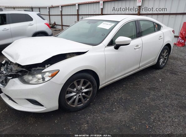 JM1GL1U52H1138257 2017 MAZDA 6 White Vista tres cuartos delantera izquierda