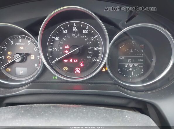 JM1GL1U52H1138257 2017 MAZDA 6 White Vista de los asientos traseros