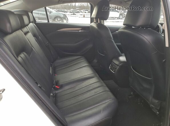 JM1GL1VM4L1513533 2020 MAZDA 6 White Vista de los asientos traseros