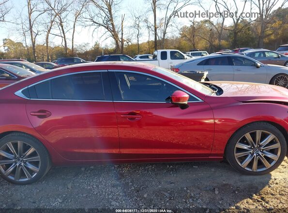 JM1GL1XY2J1320052 2018 MAZDA 6 Red Widok wnętrza z tyłu