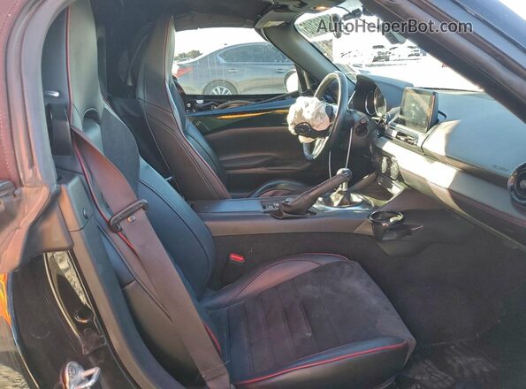 JM1NDAC70J0200967 2018 MAZDA MX-5 Зеленый Вид задних сидений