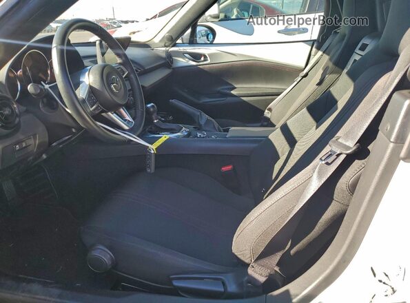 JM1NDAC74G0102825 2016 MAZDA MX-5 Белый Вид салона спереди