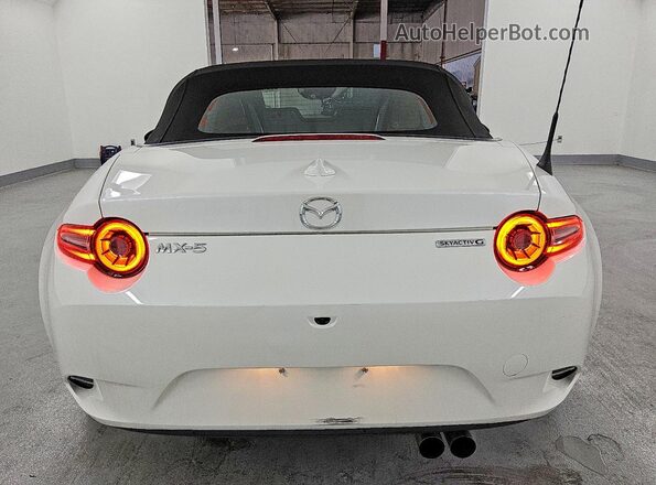 JM1NDAD70R0609433 2024 MAZDA MX-5 Белый Вид сзади