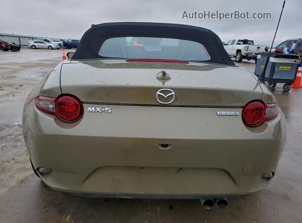 JM1NDAD72P0557607 2023 MAZDA MX-5 Желто-коричневый Вид сзади