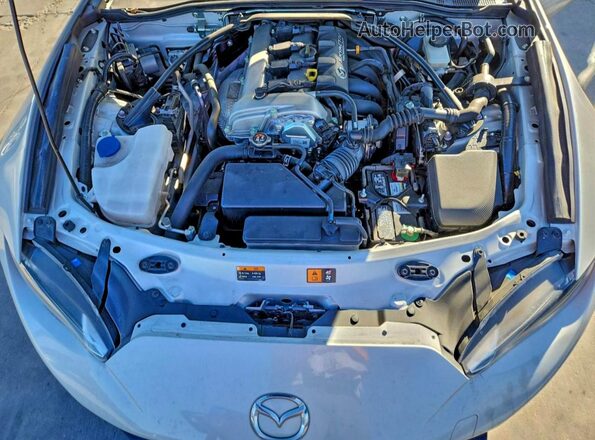 JM1NDAL71H0108700 2017 MAZDA MX-5 Белый Вид задней части салона