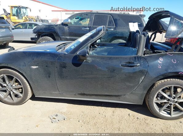 JM1NDAM76P0555083 2023 MAZDA MX-5 MIATA RF Black 
