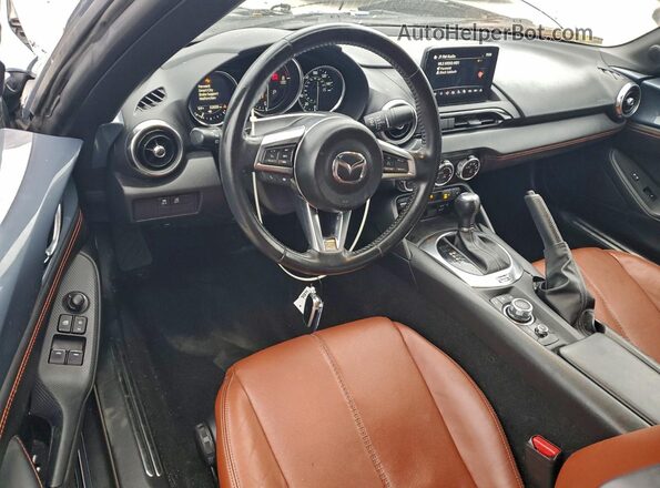 JM1NDAM78N0500700 2022 MAZDA MX-5 Gray Widok deski rozdzielczej