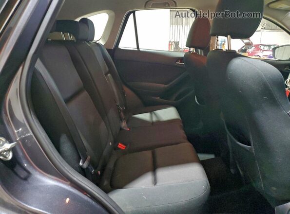 JM3KE4BY0G0801095 2016 MAZDA CX-5 Gray Widok wnętrza z tyłu