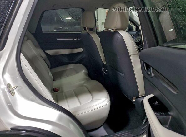 JM3KFBAY5L0771525 2020 MAZDA CX-5 White Вид задньої частини салону
