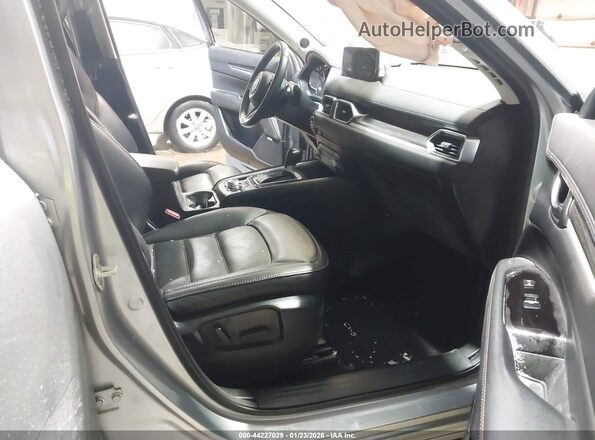 JM3KFBEM3N0528192 2022 MAZDA CX-5 Серебряный Вид салона спереди