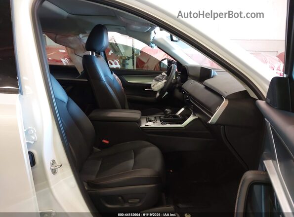 JM3KJDHD0S1124455 2025 MAZDA CX-70 Белый Вид салона спереди