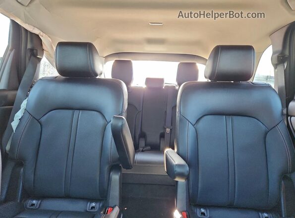 JM3KKCHA4S1200658 2025 MAZDA CX-90 Серебряный Вид задних сидений