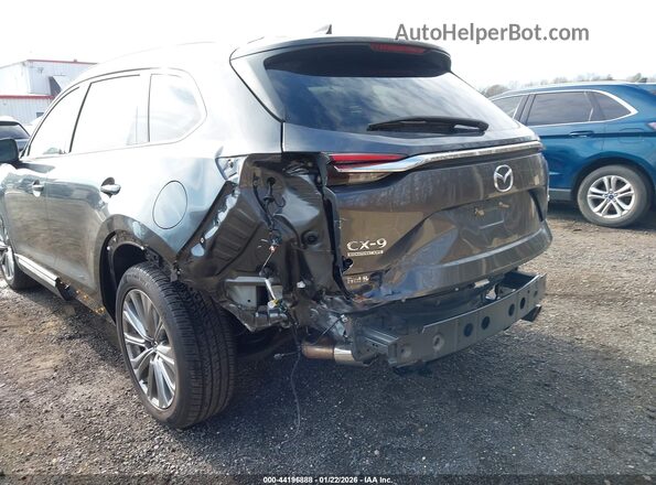 JM3TCBEY3P0630367 2023 MAZDA CX-9 Gray Widok z przodu