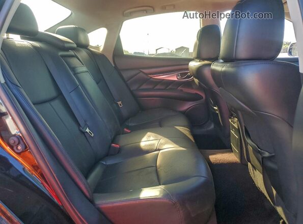 JN1BY1AP3HM741124 2017 INFINITI Q70 Черный Вид задних сидений