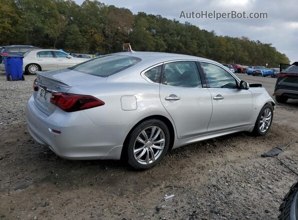 JN1BY1AP6KM505526 2019 INFINITI Q70 Серебряный Задняя правая четверть