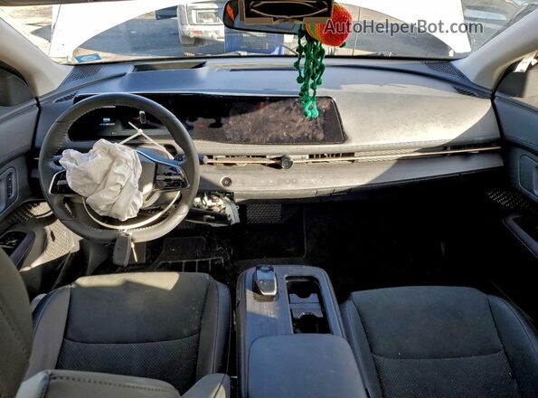JN1DF0BB0RM743345 2024 NISSAN ARIYA Gray Vista del salpicadero