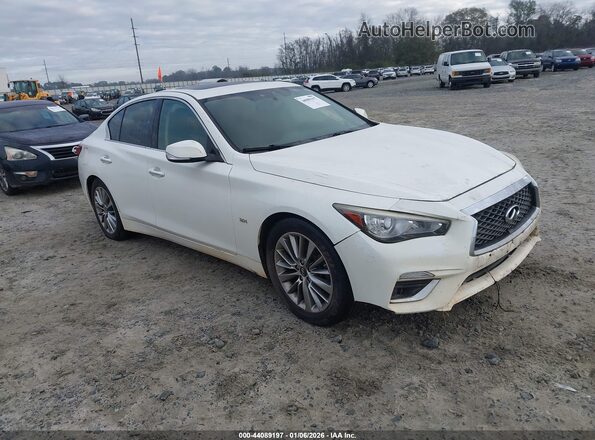 JN1EV7AP3JM360050 2018 INFINITI Q50 White Przód prawy