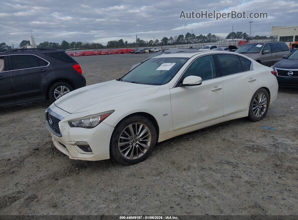 JN1EV7AP3JM360050 2018 INFINITI Q50 White Przód lewy