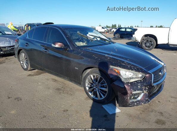 JN1EV7AP7JM353537 2018 INFINITI Q50 Коричневый Передняя правая четверть