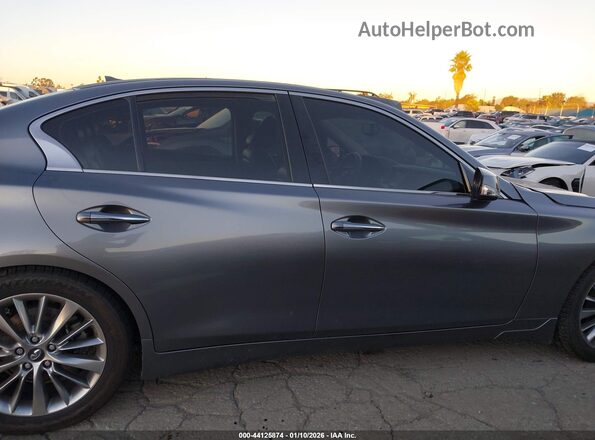 JN1EV7APXKM514237 2019 INFINITI Q50 Серый Вид задней части салона