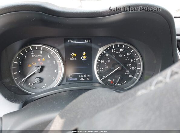 JN1EV7AR7JM430621 2018 INFINITI Q50 Серебряный Вид задних сидений