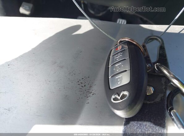 JN1EV7EL2JM390745 2018 INFINITI Q60 Черный Вид панели приборов
