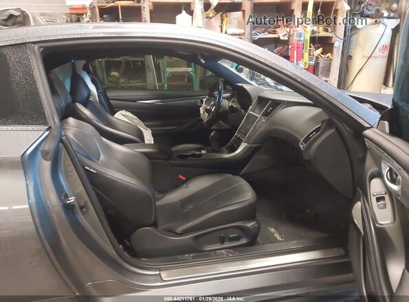 JN1EV7EL2KM290758 2019 INFINITI Q60 Gray Widok wnętrza z przodu