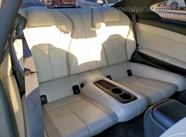JN1FV7LK5MM530032 2021 INFINITI Q60 Gray Widok tylnych siedzeń