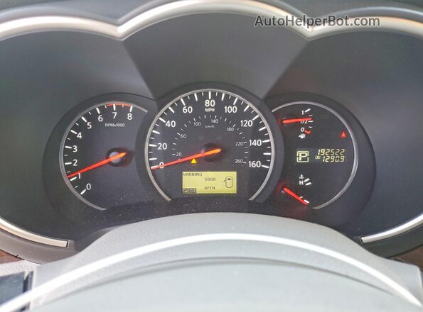 JN8AE2KP0H9168664 2017 NISSAN QUEST Серебряный Вид задних сидений