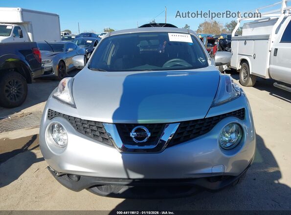 JN8AF5MR9HT701806 2017 NISSAN JUKE Silver Սալոնի հետևի տեսք