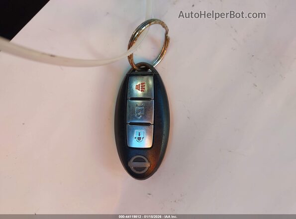 JN8AF5MR9HT701806 2017 NISSAN JUKE Silver Առջևի վահանակի տեսք